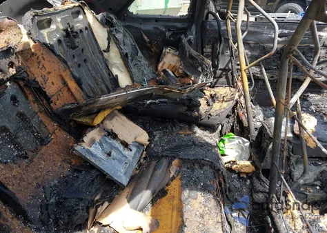 1988 Ford Mustang Gt z USA, uszkodzony, nr VIN 1FABP42E0JF289468